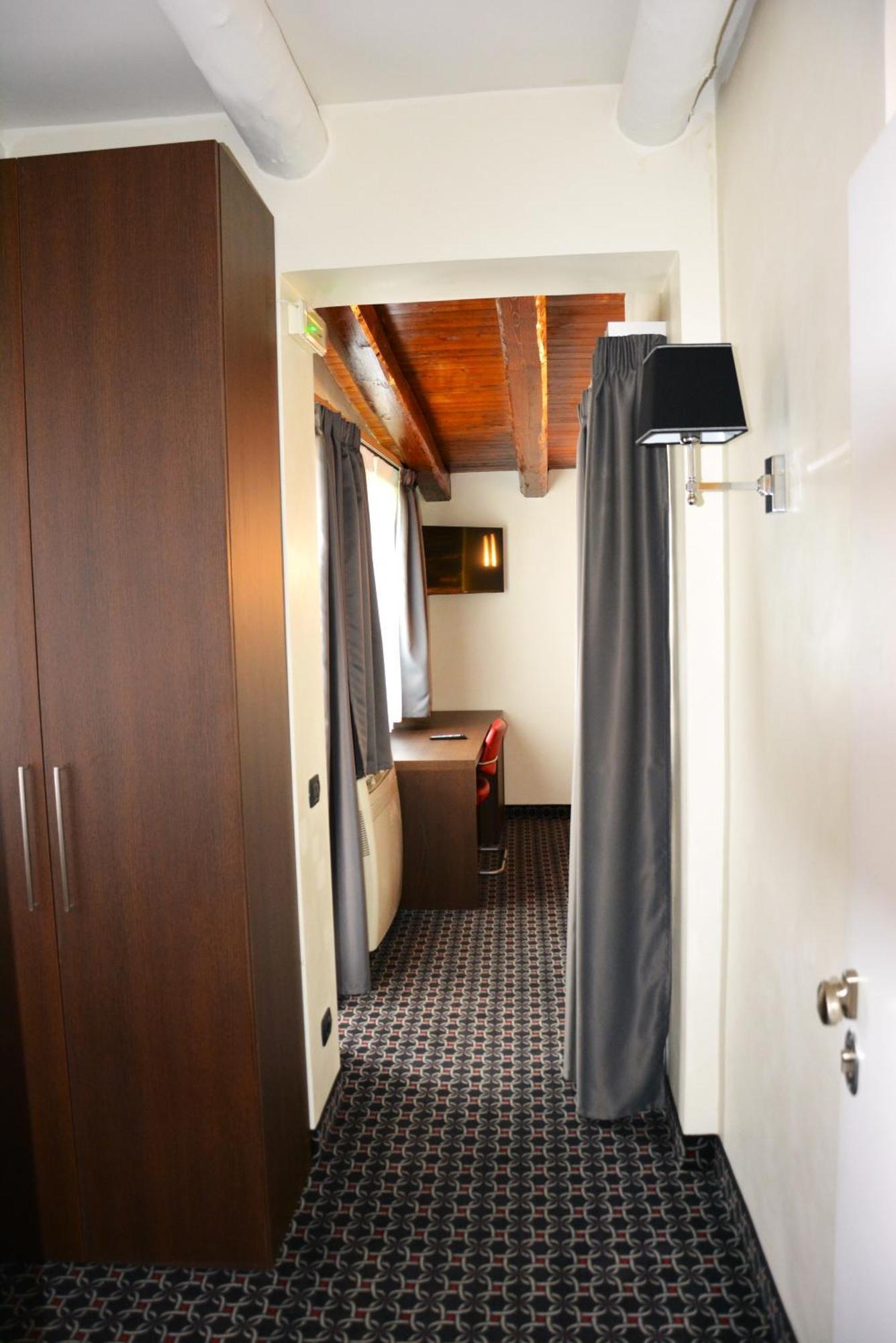 Gemelli Hotel Rome Extérieur photo
